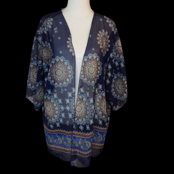 Beach Cover-Up / Kimono / Mandala Designs - Picture 13 of 13